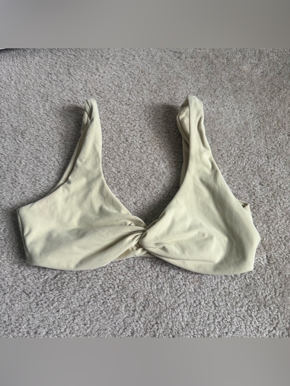 Buff Bunny Butter Yellow Twist Front Sports Bra Workout Top Gym